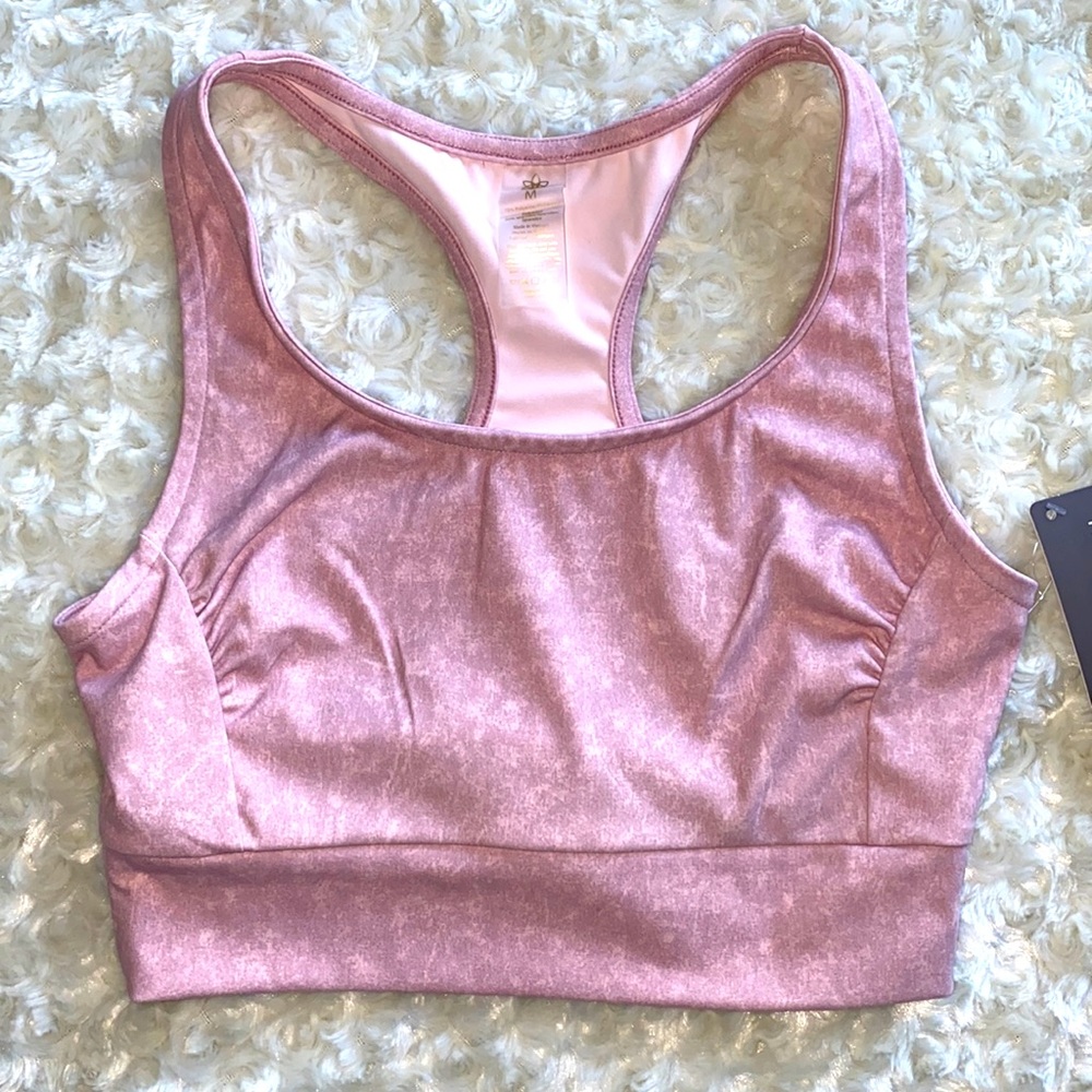 Matching sports bra and yoga pants